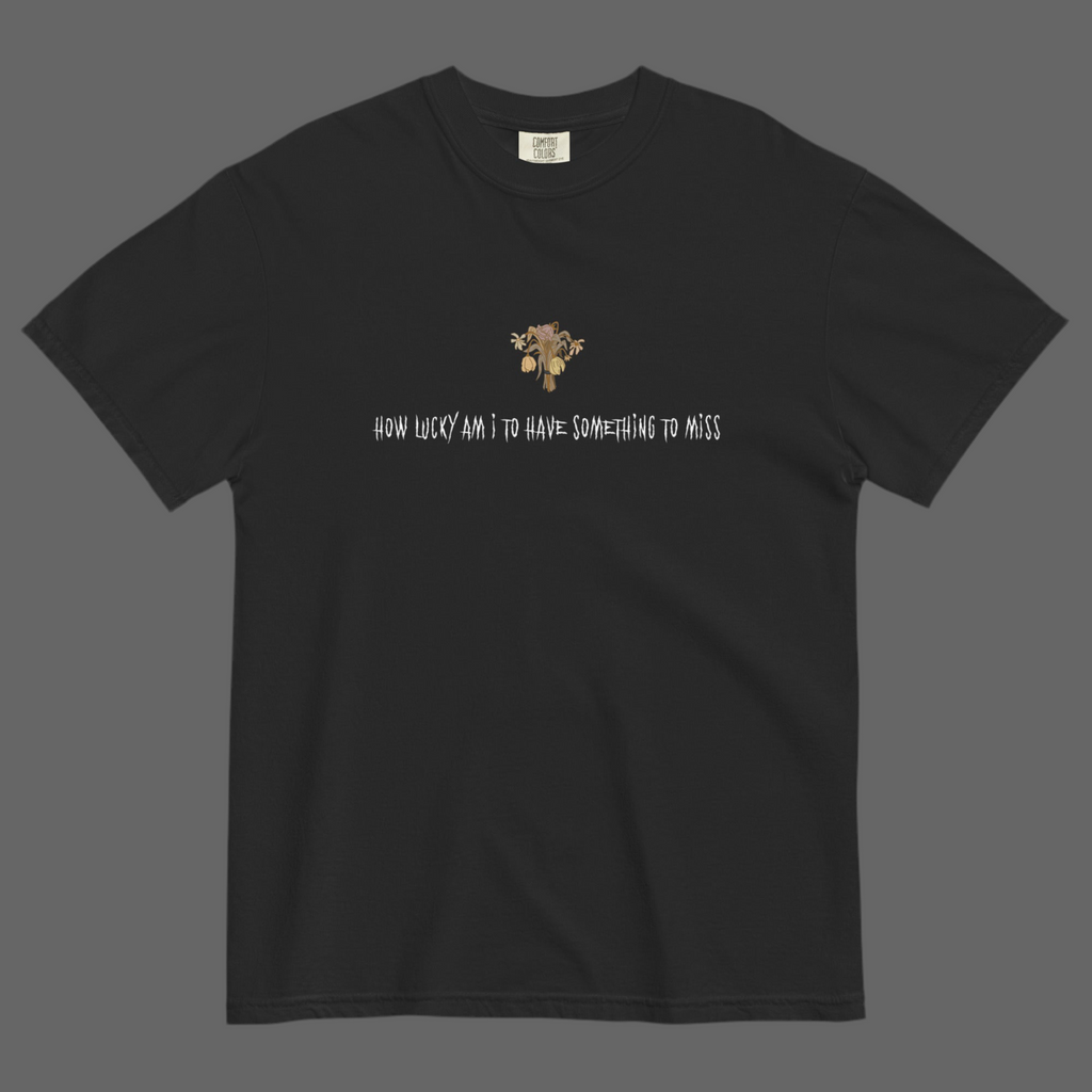 HOW LUCKY t-shirt
